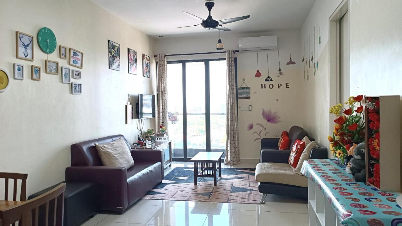Mevin Woodsbury Penang Apartment