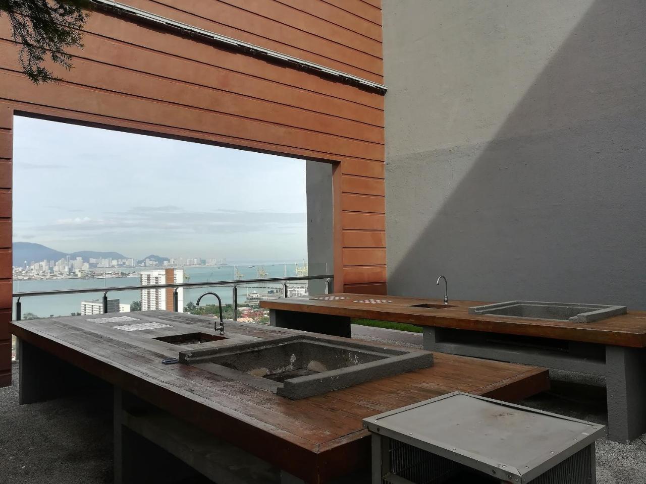 Mevin Woodsbury Penang Apartment